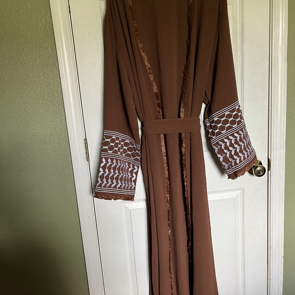 Brown Embroidered Long Bisht, Kufeya, Palestine